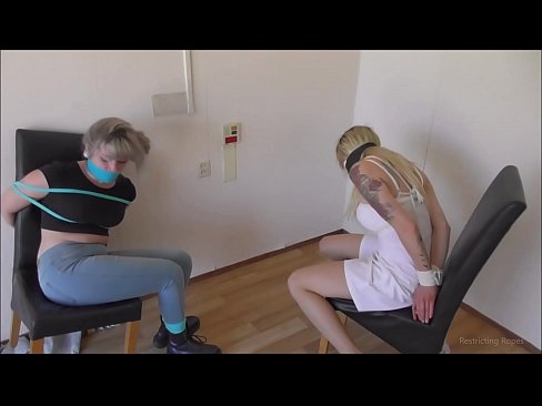 ❤️ Adicta / amarrada e amordazada / damisela en apuros ❤❌ Vídeo de puta en % gl.fuckmymac.ru % ❌❤